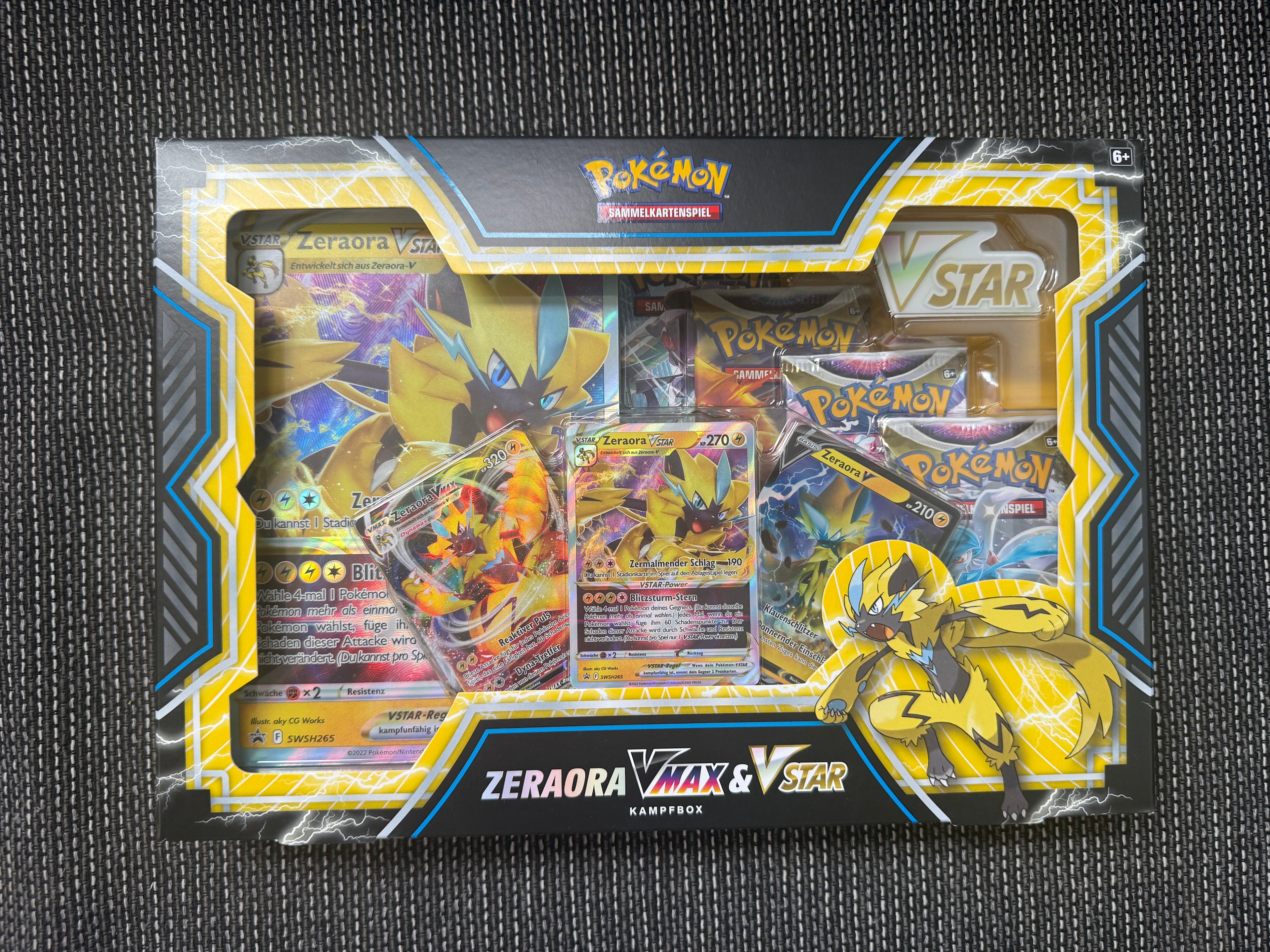 Pokemon Zeraora VMAX & VSTAR Battle Box
